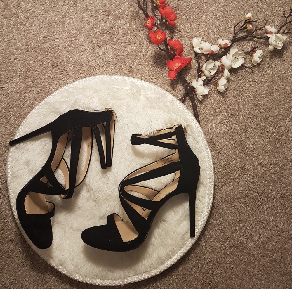 Jessica Simpson Rayomi Pump